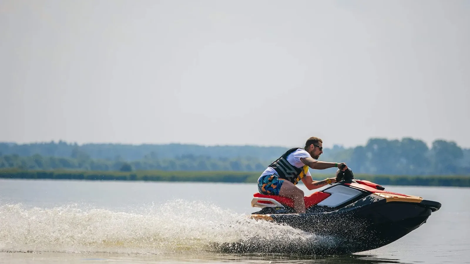 wypozyczalnia-skuterow-mielno-waterfun-02