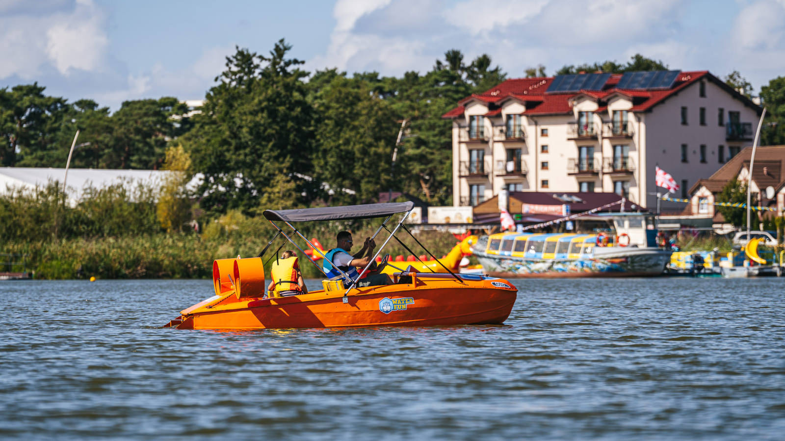 mielno-atrakcje-na-wodzie-wypozyczalnia-sprzetu-waterfun-09